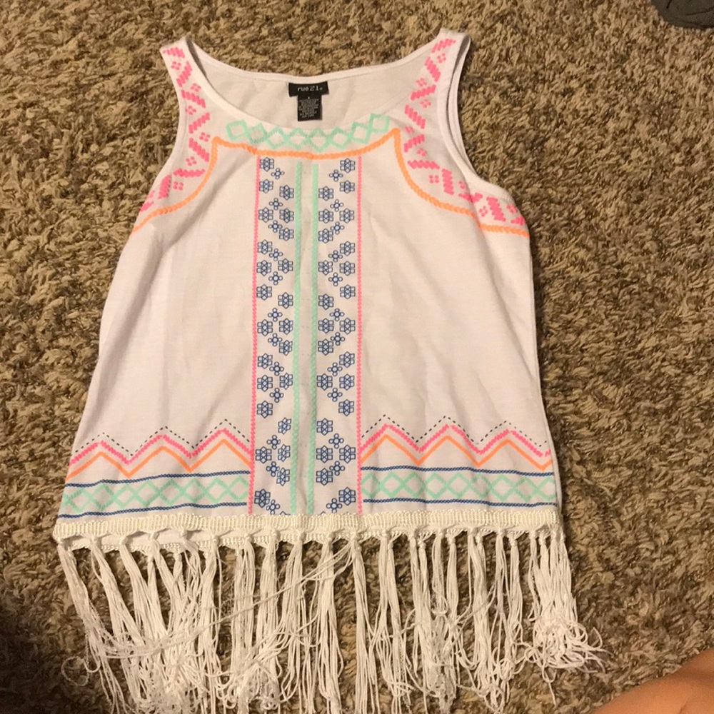 Rue 21 tank